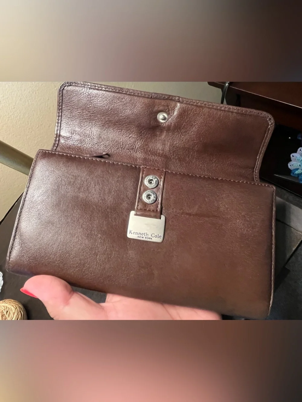 Kenneth Cole Dark Brown Leather Bifold vintage wallet - Picture 5 of 13